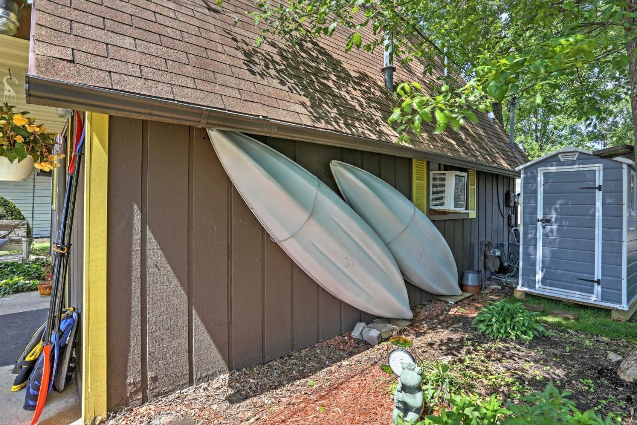 Lakeview A-Frame Steps To Marina And Old Field Beach Экстерьер фото
